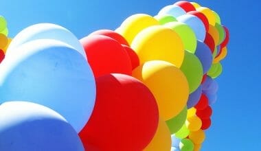 Why Do Balloons Make Noise When They Pop? The Science Behind It 1