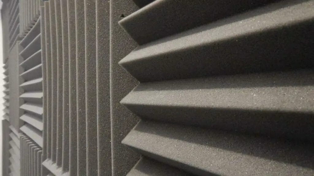 How Does Soundproof Foam Keep Sound in? 2